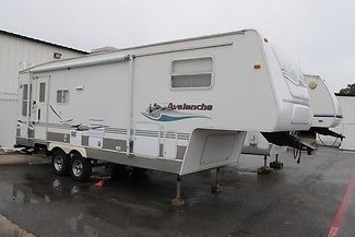 2004 Skyline, Avalanche, Clean inside, great RV Value!