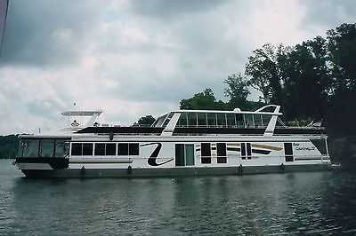 2006 Fantasy 20x100 WB Custom Houseboat