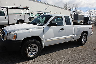 Dodge : Dakota LARIAME 4X4 EXCAB V8 AUTO ALL POWER RUNS EXCELLENT ! LOADED V8 AUTO POWER THIS AND POWER THAT !!! SAVE THOUSANDS $$$