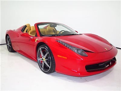 Ferrari : 458 458 Spider 2015 458 spider 600 miles carbon fiber navigation red calipers hi fi sound 14 13