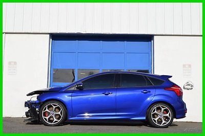 Ford : Focus ST TURBO 252HP 6 SPEED SYNC BLUETOOTH AND MORE +++ REPAIREABLE REBUILDABLE SALVAGE LOT DRIVES GREAT PROJECT BUILDER FIXER WRECKED