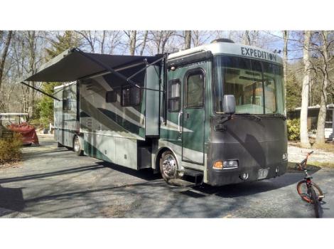 2005 Fleetwood Expedition 34H