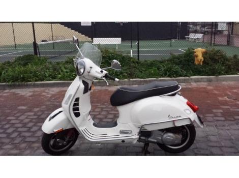 2010 Vespa Gts 300 SUPER