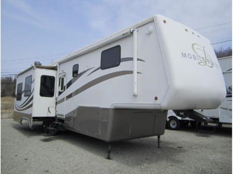 2005 DOUBLETREE Mobile Suites 36TK3