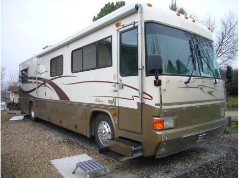 2000 Country Coach Allure