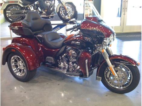 2015 Harley-Davidson FLHTCUTG TRI GLIDE ULTRA CLASSIC