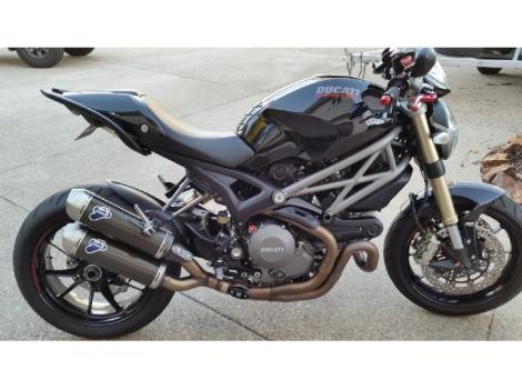 2012 Ducati Monster 1100 EVO