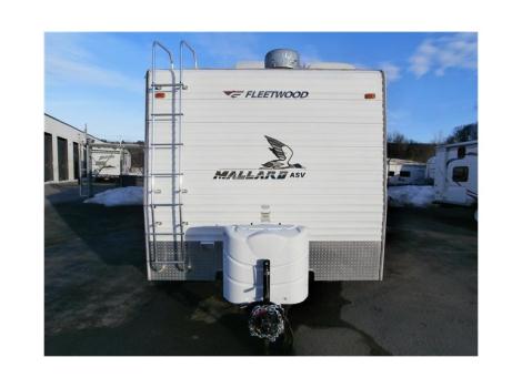 2006 Fleetwood Mallard 180FK