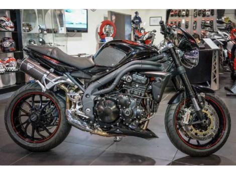 2010 Triumph Speed Triple SE