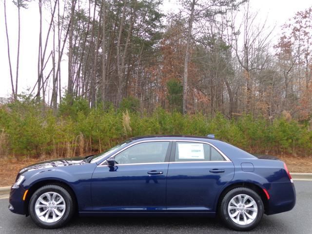 Chrysler : 300 Series Limited NEW 2015 CHRYSLER 300 LIMITED HEATED LEATHER SEATS