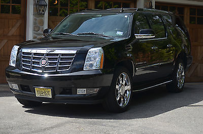 Cadillac : Escalade Luxury AWD Rear Seat DVD Navigation Moonroof 7-Passenger 1-Owner