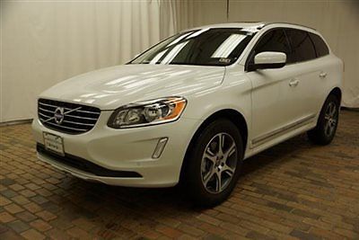 Volvo : XC60 2015.5 AWD 4dr T6 2015.5 awd t 6 ice white mgr demonstrator