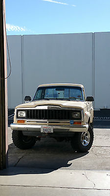 Jeep : Other J10 1984 jeep j 10 4 x 4 california original with 85000 documented milage ac pb ps
