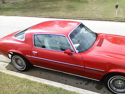 Chevrolet : Camaro LT 1978 chevrolet camaro equipped with an in line six and automatic trans 7 100