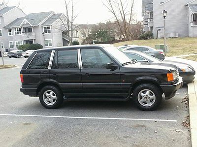 Land Rover : Range Rover  SE 4 door black Range Rover