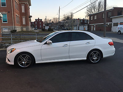 Mercedes-Benz : E-Class E350 Mercedes E350 4Matic Sport White/Black Mint 12K Lease take over 13 months left