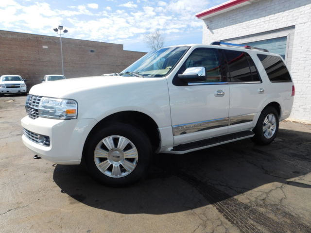 Lincoln : Navigator 4WD 4dr Ulti White 4X4 Leather Sunroof 85k Miles Boards 3rd Row Off Lease Well Maintained