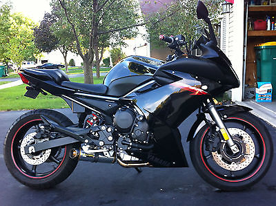 Yamaha : FZ 2009 yamaha fz 6 r excellent condition 1800 in added accessories