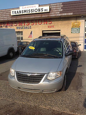 Chrysler : Town & Country 4 doors Chrysler Town & Country 2006