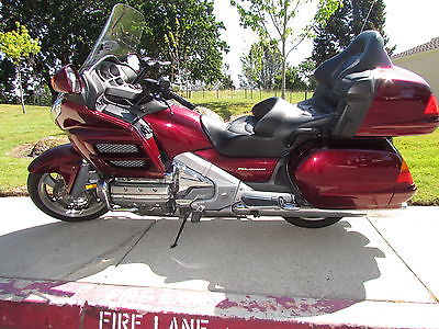 Honda : Gold Wing 2005 honda goldwing gl 1800 one owner clean only 14 k miles