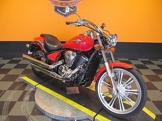 Kawasaki : Vulcan 2008 red vulcan 900 only 825 miles 1 owner like new red and ready 4 spring