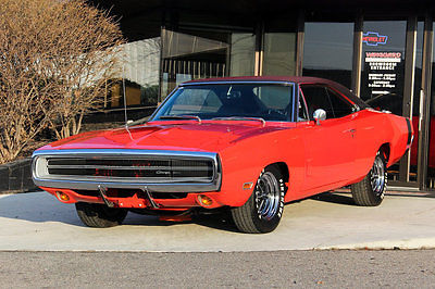 Dodge : Charger Rotisserie Restored, 440ci V8 w/ 6-Pack, 4-Speed Manual, Buckets, Pistol Grip!