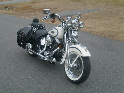 Harley-Davidson : Softail 1997 harley davidson heritage springer birch white w states blue trim