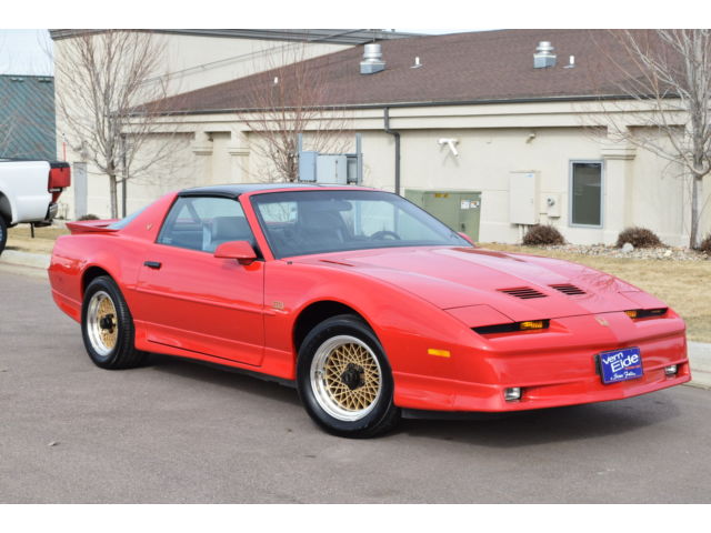 Pontiac : Firebird GTA 1989 pontiac trans am gta 8 269 miles investment quality