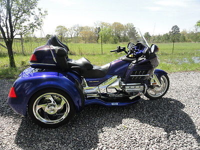 Honda : Gold Wing HONDA GOLDWING GL 1800 w/ CALIFORNIA SIDECARS NEWEST VIPER TRIKE KIT