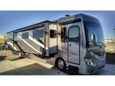 2015 Fleetwood Discovery 40G