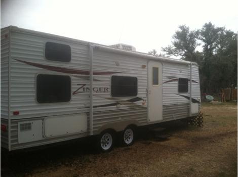 2010 Crossroads Zinger 27BH