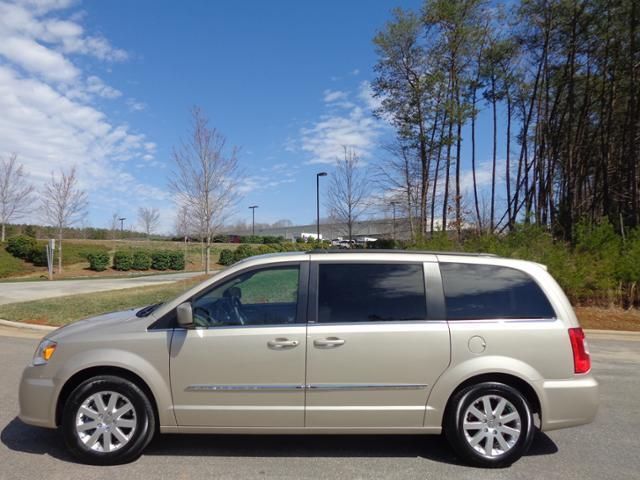 Chrysler : Town & Country Touring 2014 chrysler town country touring