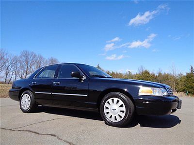Ford : Crown Victoria P-71 *POLICE INTERCEPTOR* 2009 ford crown victoria p 71 police interceptor 1 owner only 25 k mi mint cond