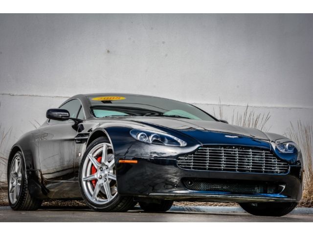 Aston Martin : Vantage 2dr Cpe Man - DRIVING AFICIONADOS WILL LOVE THIS ONE !!