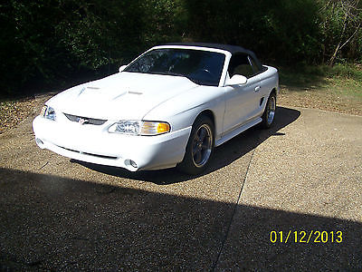 Ford : Mustang GT Convertible 2-Door 1994 ford mustang gt convertible 2 door 5.0 l