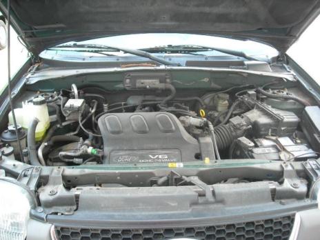 2001 Ford Escape Engine 3.0L V6, 1