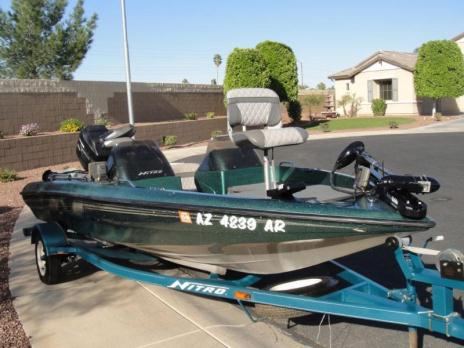 1995 Tracker Nitro Runabout Bass Boat and Trailer