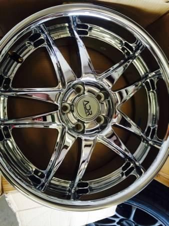 Ford Mustang 19'' set of Chrome Rims New, 0