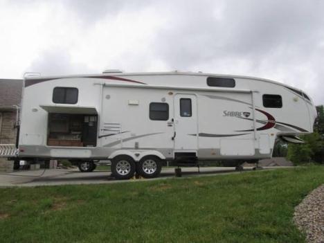 2010 Palomino Sabre Fifth Wheel Bunkhouse Outdoor Kitchen