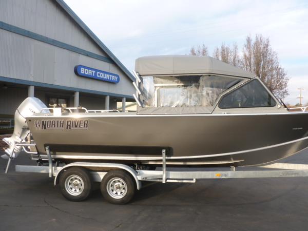 2016 North River 22' Seahawk - welded frame top