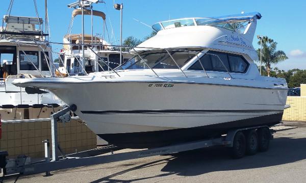 1999 Bayliner 2858 Command Bridge