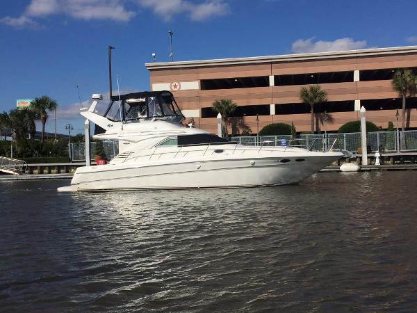 2001 Sea Ray 400 Sedan Bridge