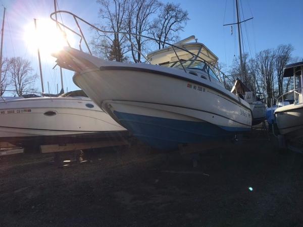 2000 Boston Whaler Conquest