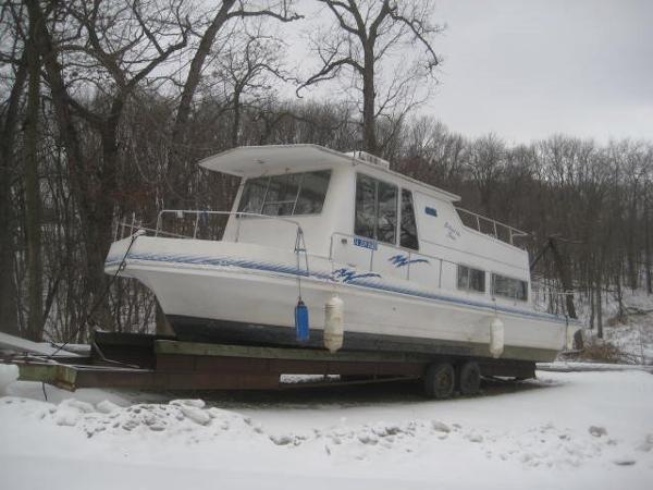 1973 Boatel 37