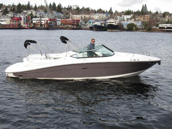 2008 Sea Ray 270SLX