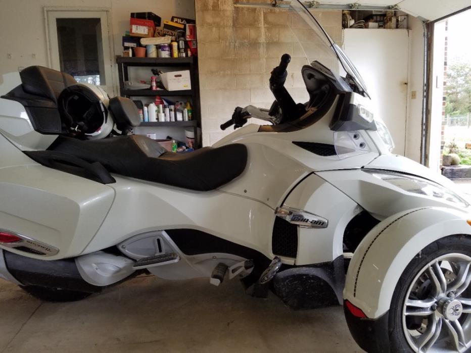 2011 Can-Am SPYDER LIMITED