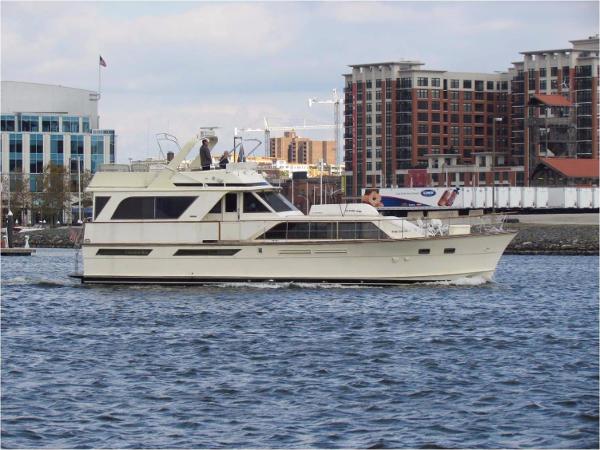 1979 Pacemaker 57 Motor Yacht