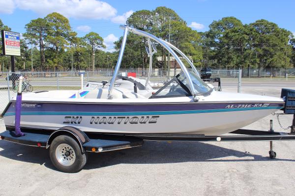 1996 Correct Craft Ski Nautique