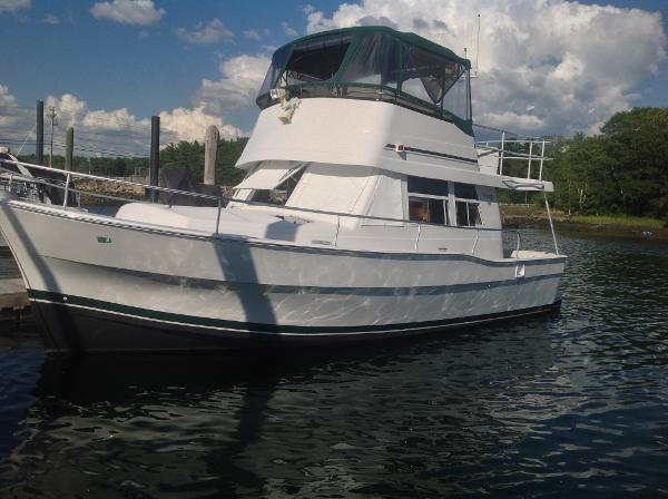 2000 Mainship 390 Trawler