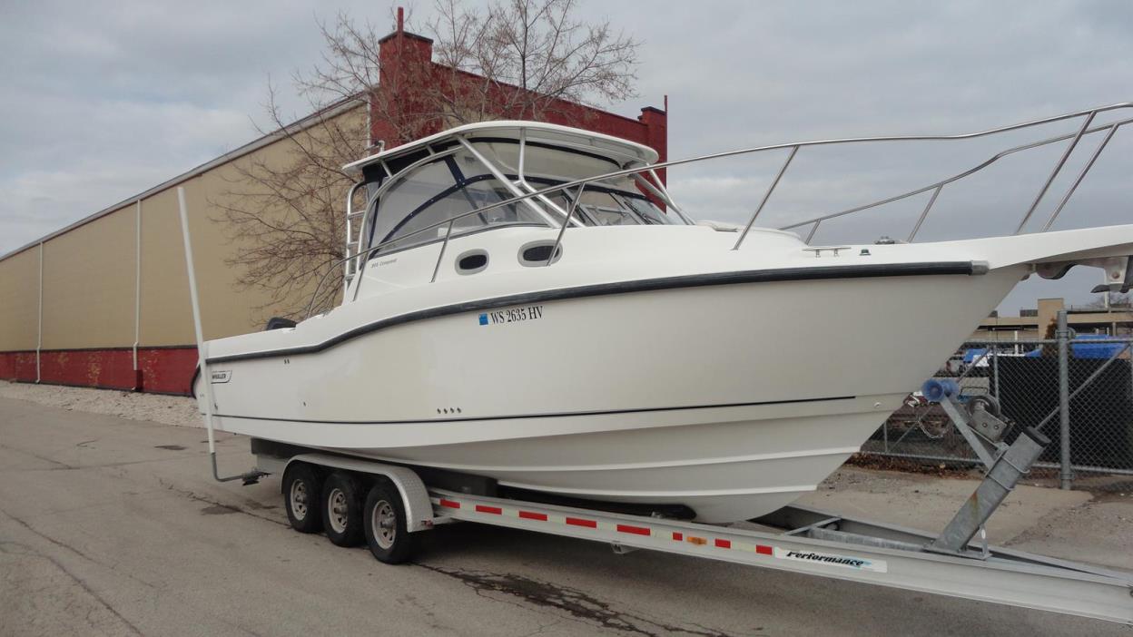 2004 Boston Whaler Conquest 305/CD